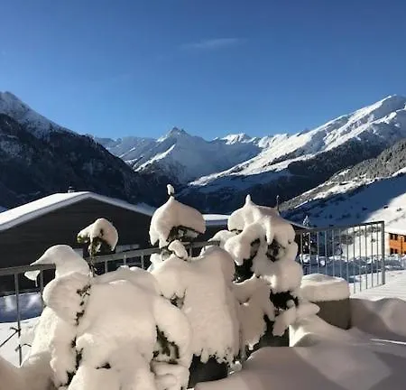 Casa Ursin Val Lumnezia B&B Lumbrein