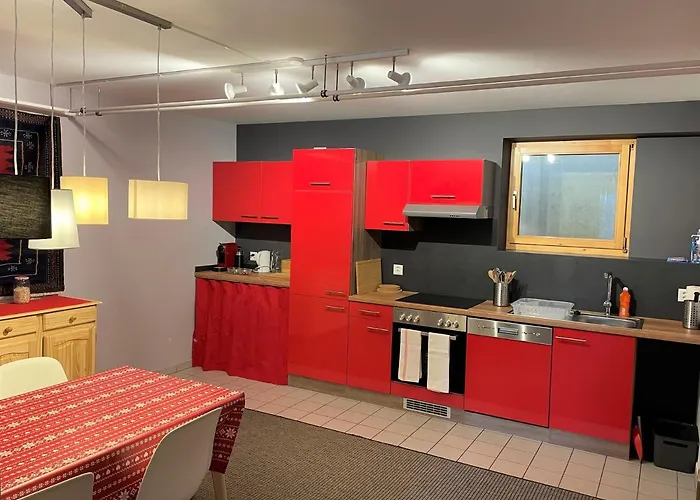 Casa Ursin Val Lumnezia Alojamento de Acomodação e Pequeno-almoço Lumbrein